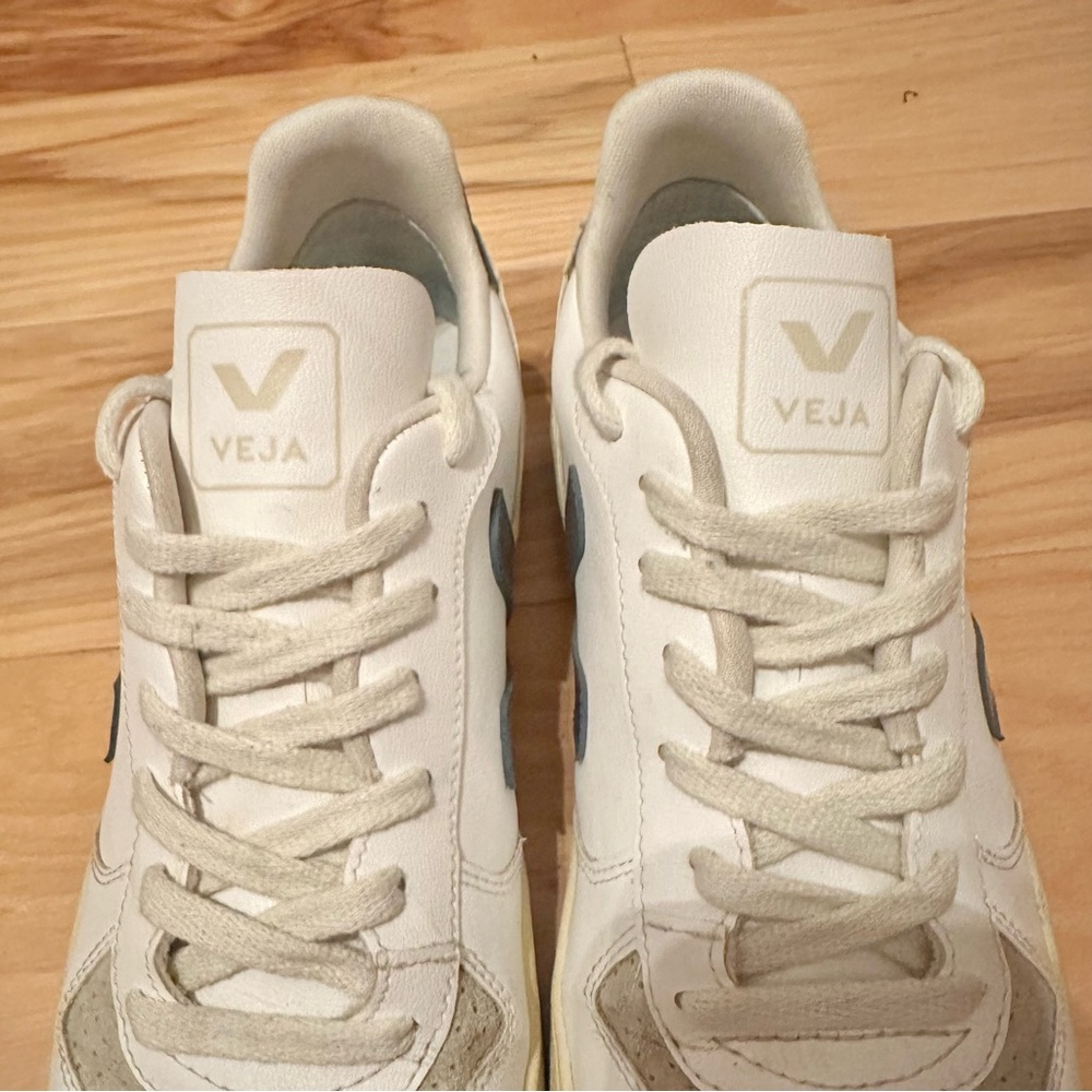 Veja V-10 CWL White California Vegan Leather Sneakers Size 9 - Picture 7 of 12